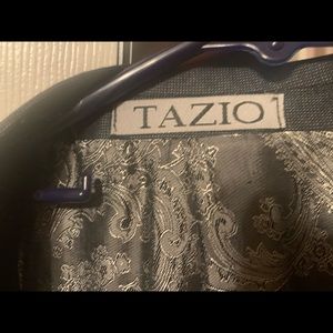 Very nice, full suit, Never worn, great condition